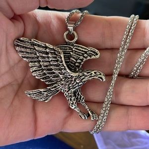 EAGLE PENDANT NECKLACE